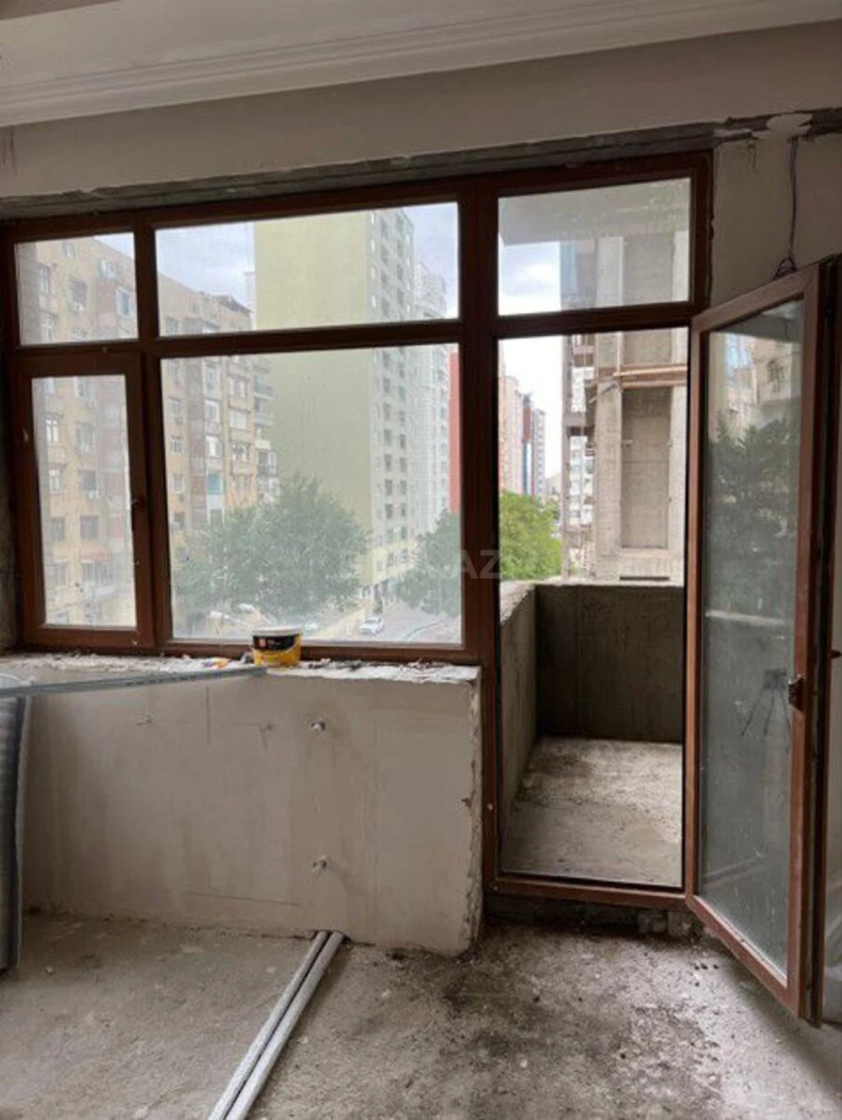 Satılır 3 otaqlı mənzil 100 m²