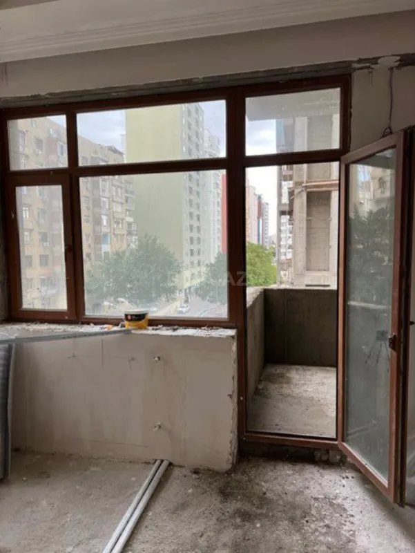 Satılır 3 otaqlı mənzil 100 m²