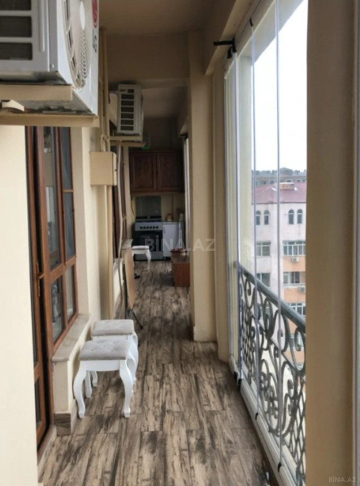 Satılır 3 otaqlı mənzil 110 m²