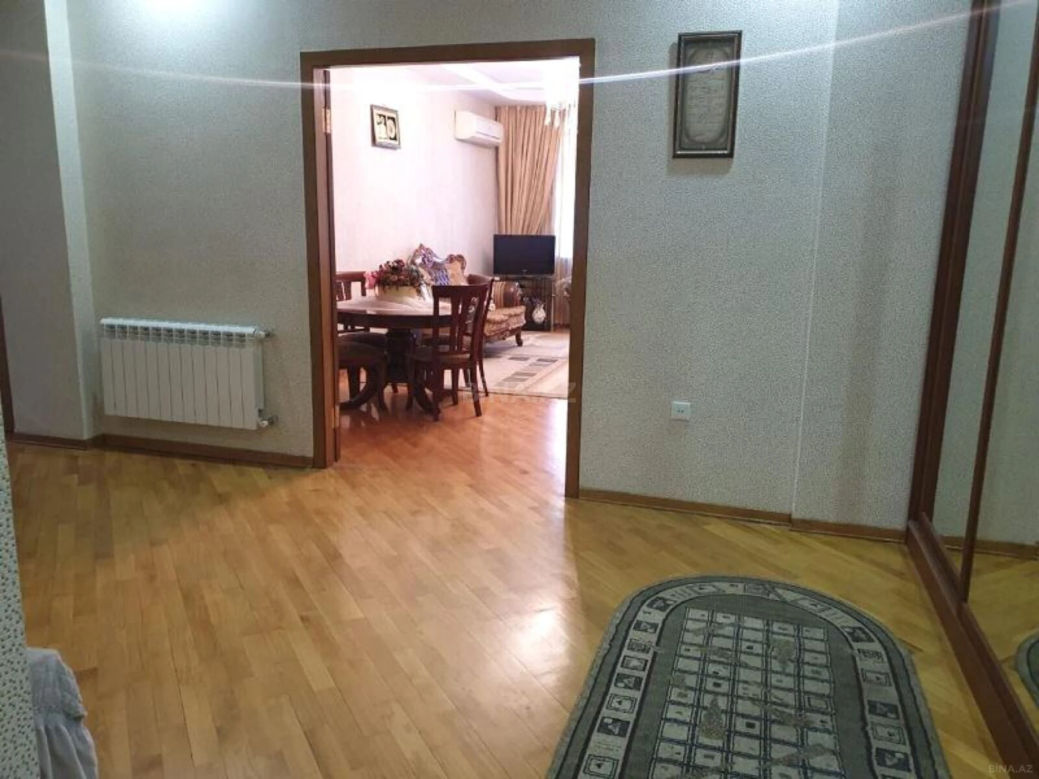 Satılır 3 otaqlı mənzil 134 m²