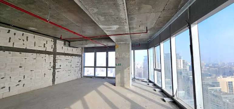 Satılır 3 otaqlı mənzil 139 m²