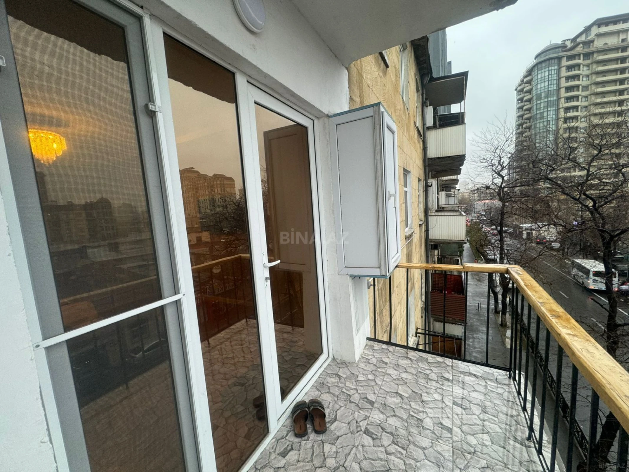 Kirayə verilir 3 otaqlı mənzil 120 m²