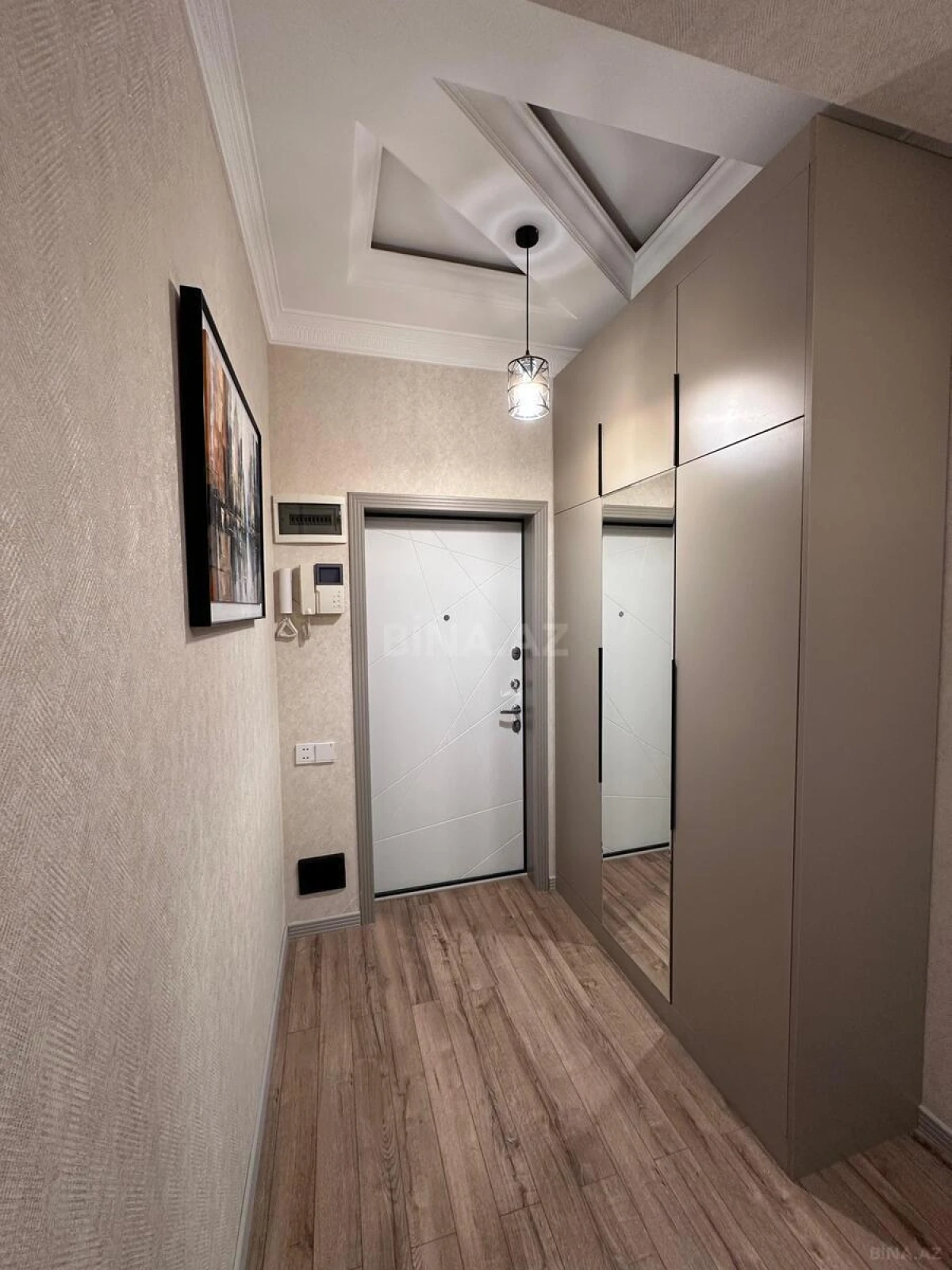 Satılır 3 otaqlı mənzil 82 m²