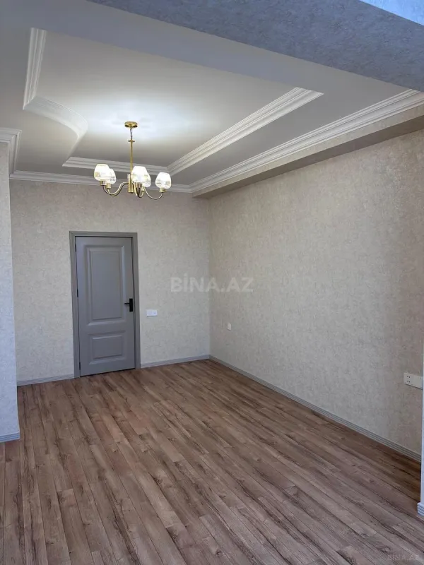 Satılır 3 otaqlı mənzil 82 m²