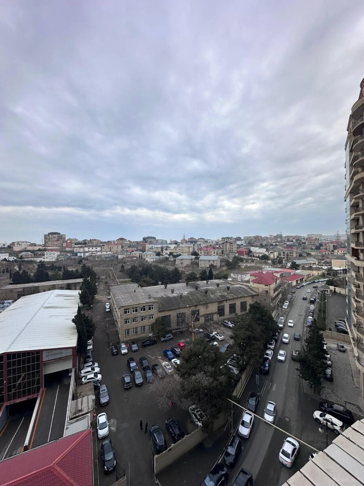 Satılır 3 otaqlı mənzil 82 m²