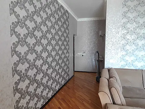 Satılır 2 otaqlı mənzil 67 m²