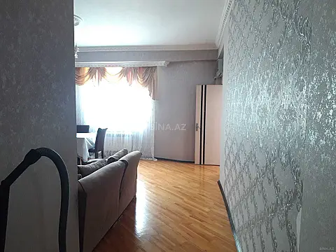 Satılır 2 otaqlı mənzil 67 m²
