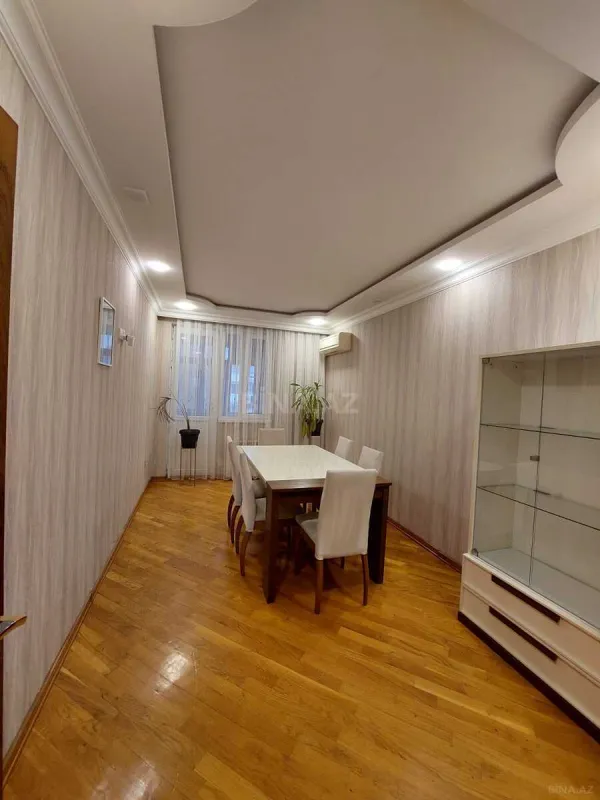 Kirayə verilir 3 otaqlı mənzil 135 m²