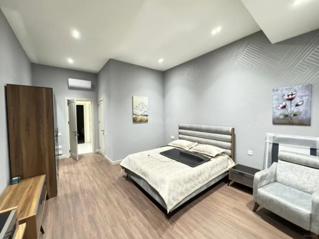 Kirayə verilir 3 otaqlı mənzil 140 m²