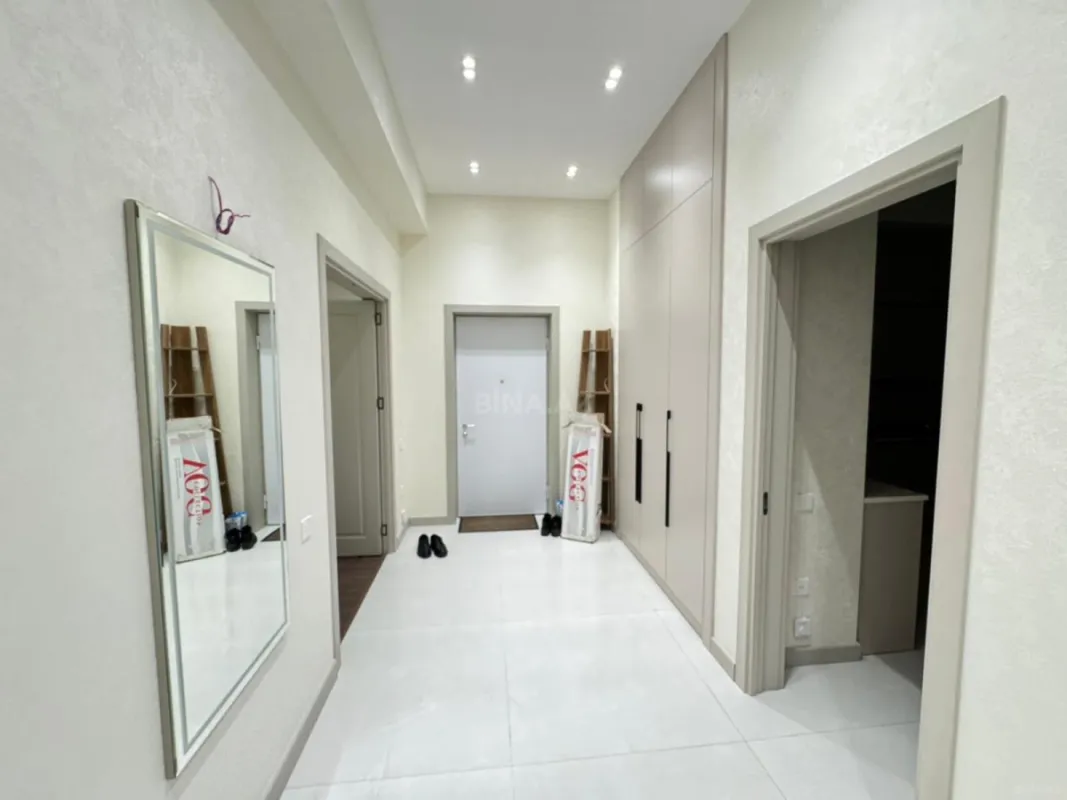 Kirayə verilir 3 otaqlı mənzil 140 m²