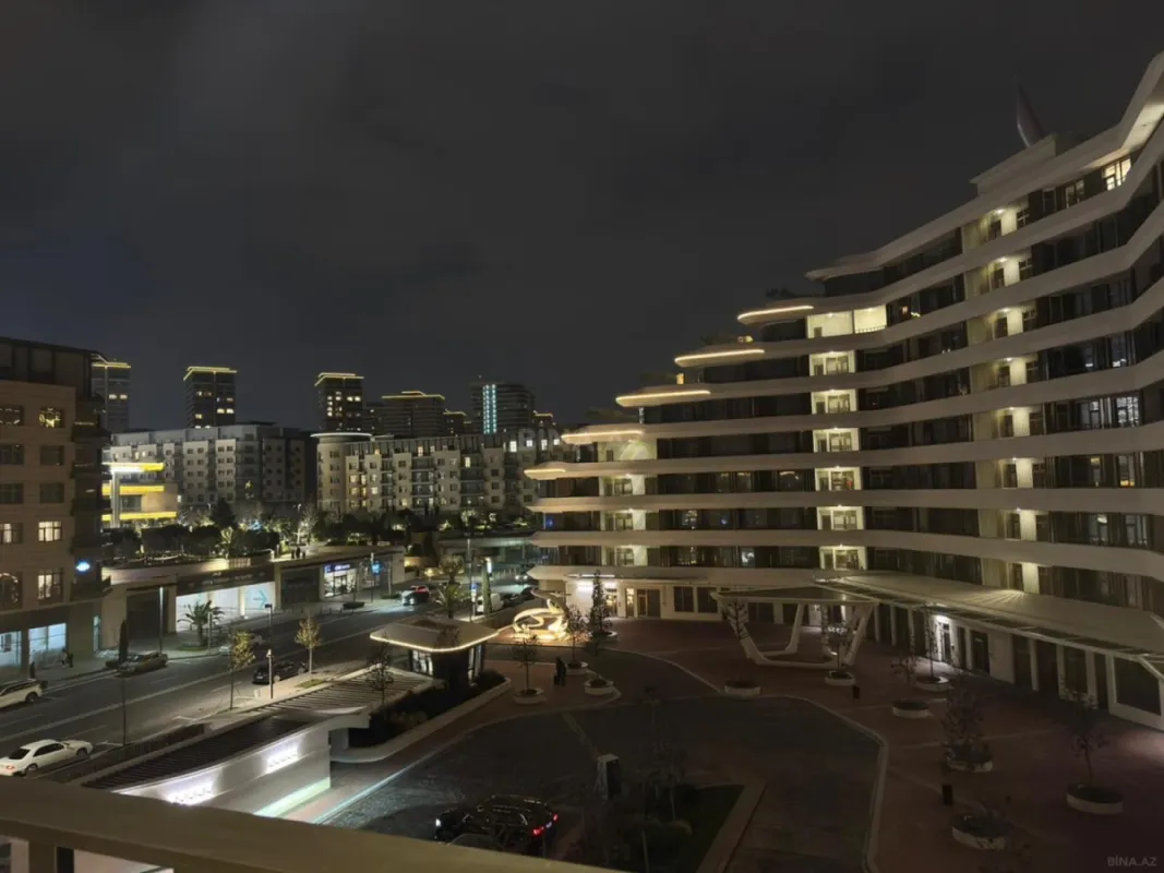 Kirayə verilir 3 otaqlı mənzil 140 m²