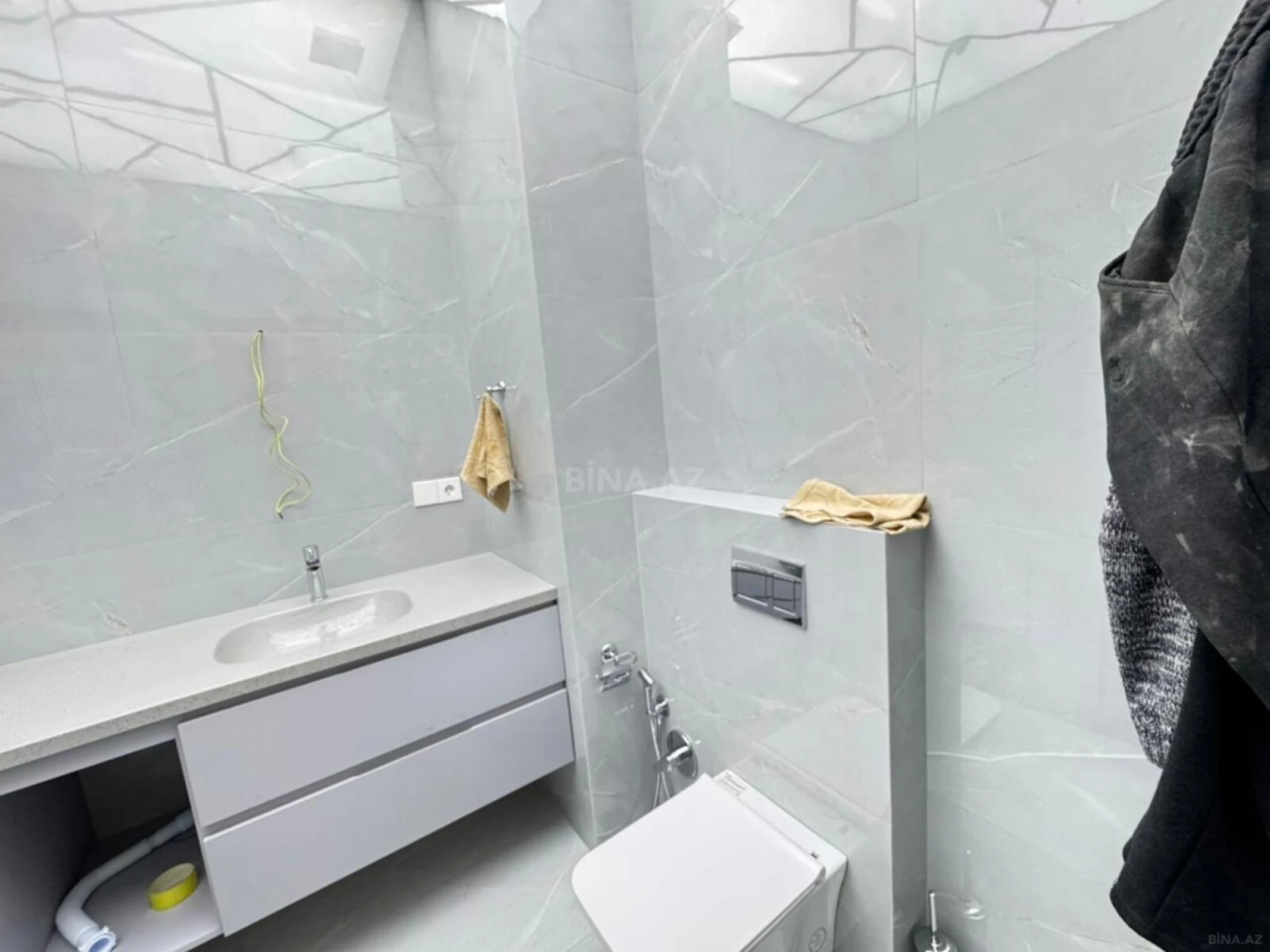 Kirayə verilir 3 otaqlı mənzil 140 m²