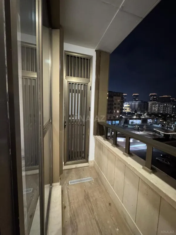 Kirayə verilir 3 otaqlı mənzil 140 m²