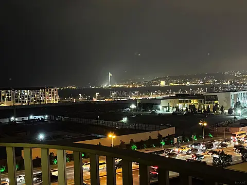 Kirayə verilir 3 otaqlı mənzil 140 m²