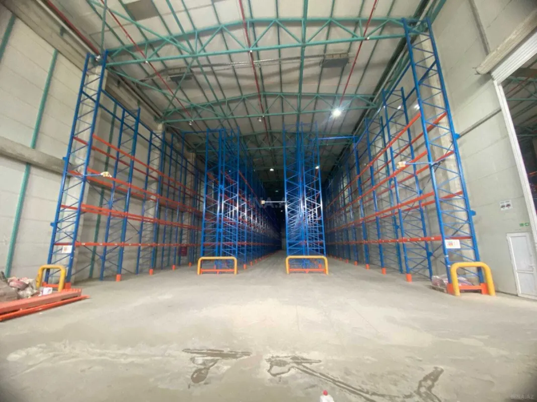 Kirayə verilir obyekt 1000 m²