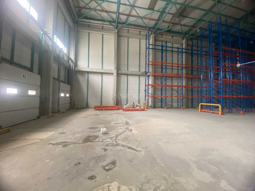 Kirayə verilir obyekt 1000 m²