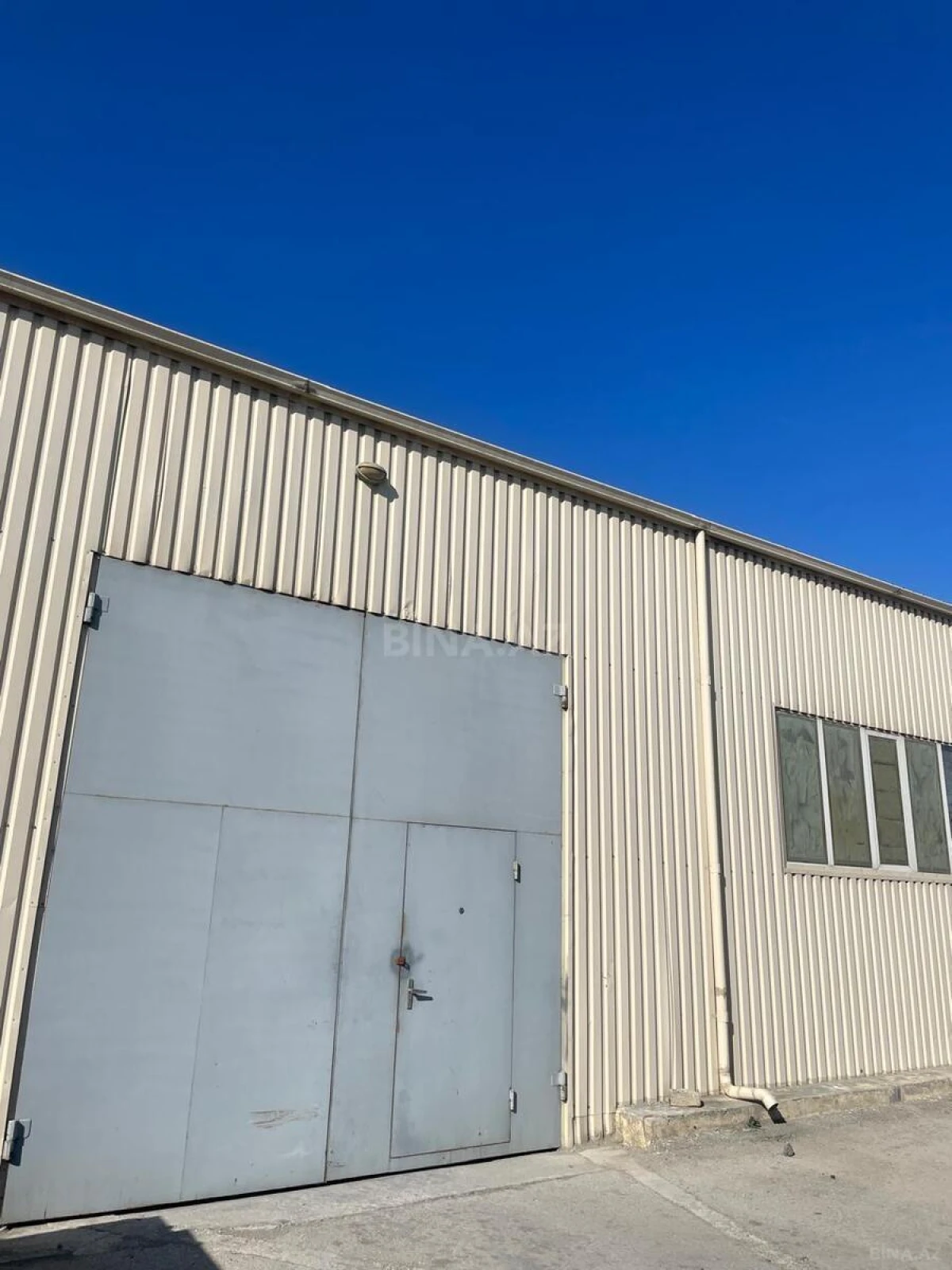 Kirayə verilir obyekt 230 m²