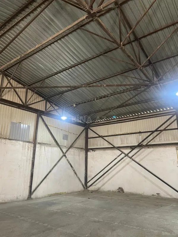 Kirayə verilir obyekt 230 m²