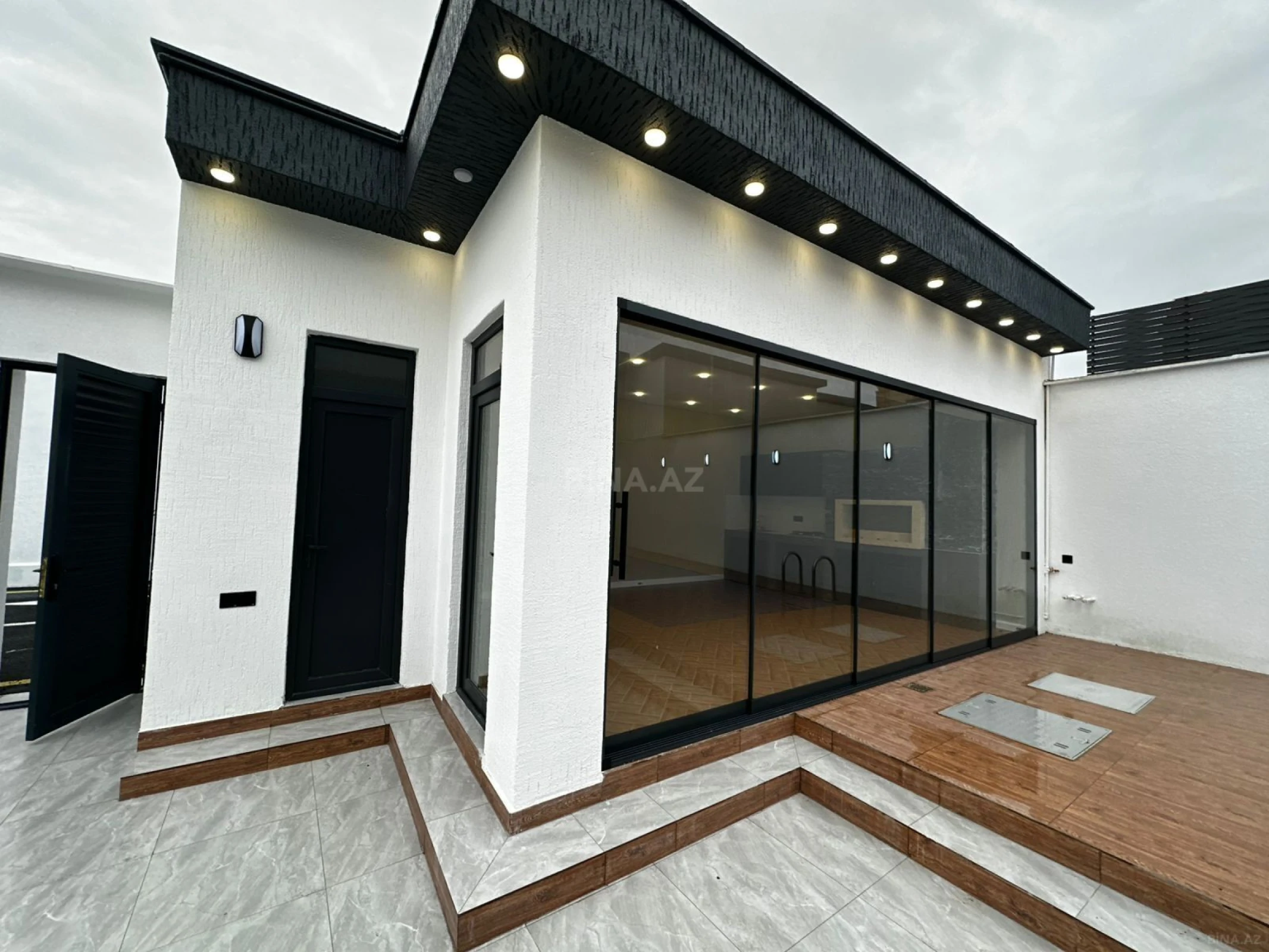 Satılır 4 otaqlı həyət evi 160 m²