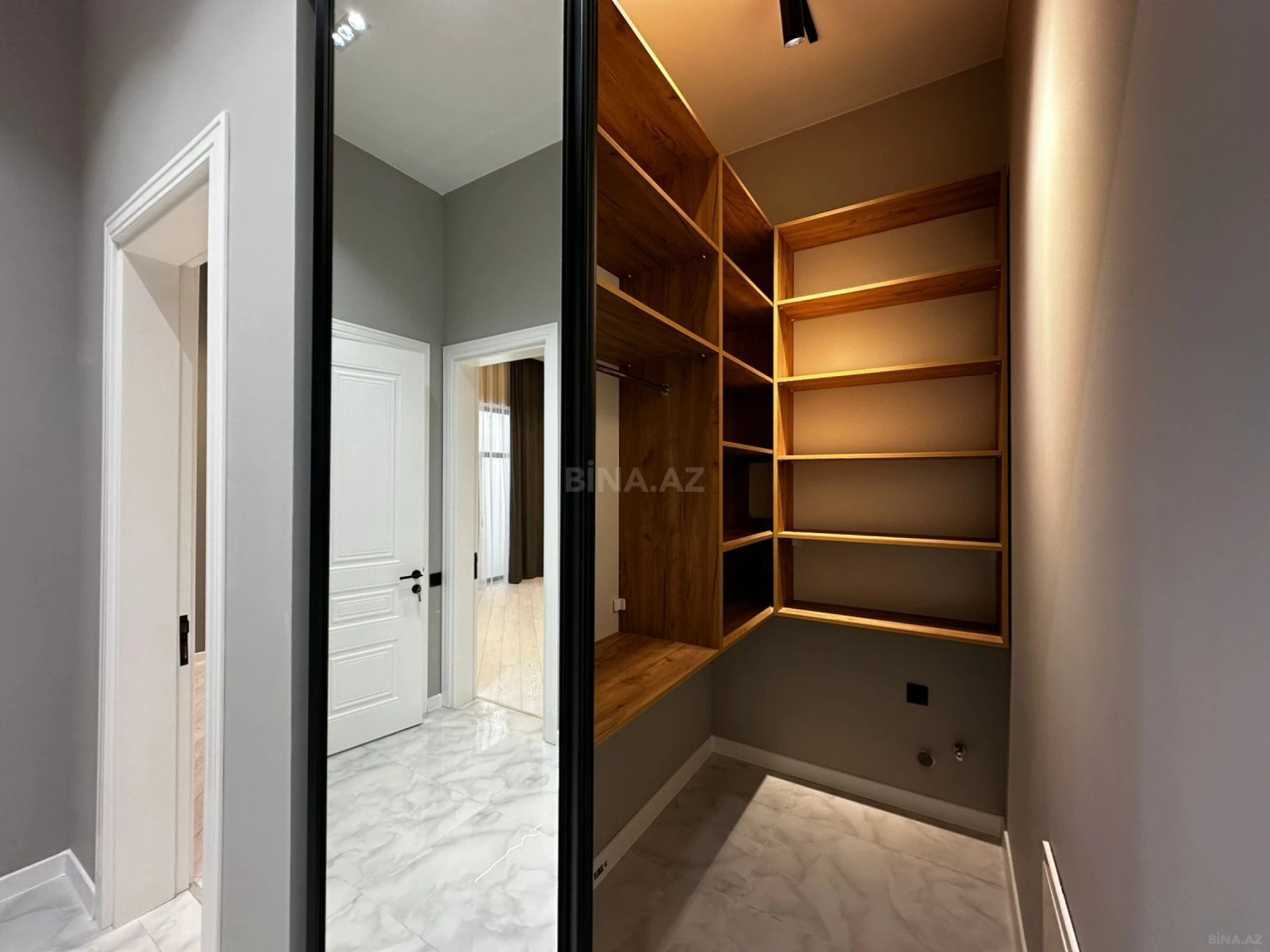 Satılır 4 otaqlı həyət evi 160 m²