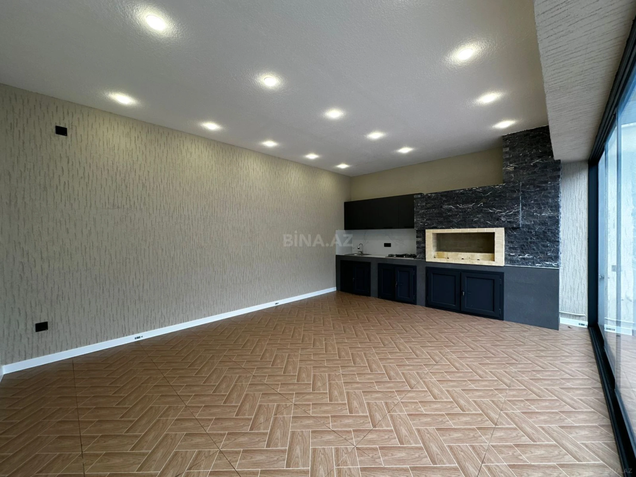 Satılır 4 otaqlı həyət evi 160 m²