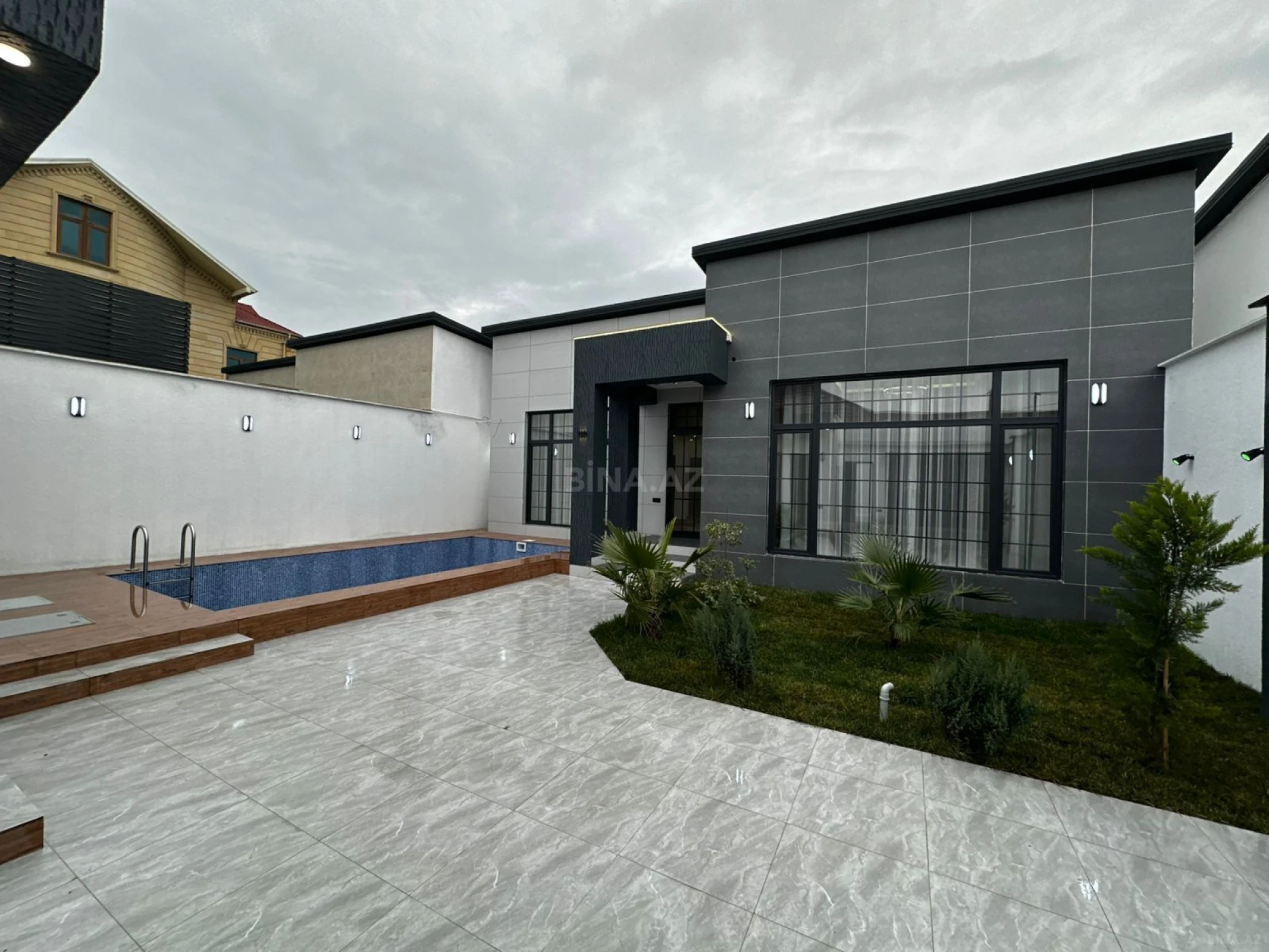 Satılır 4 otaqlı həyət evi 160 m²