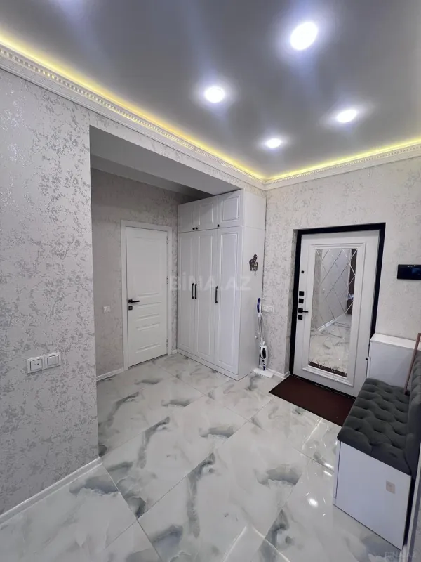 Satılır 2 otaqlı mənzil 74.1 m²