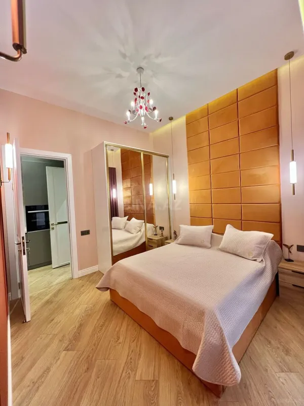 Kirayə verilir 2 otaqlı mənzil 57 m²