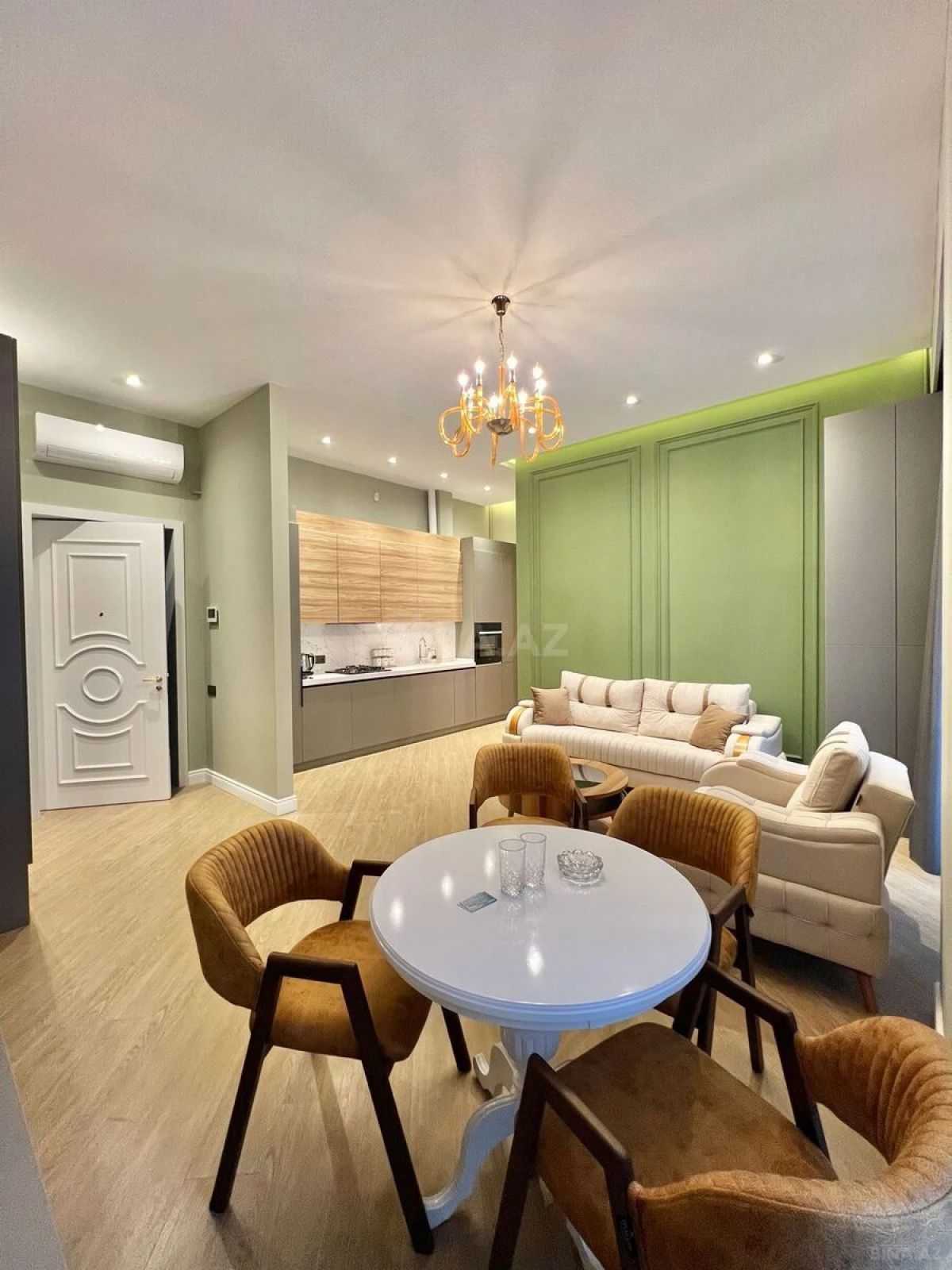 Kirayə verilir 2 otaqlı mənzil 57 m²