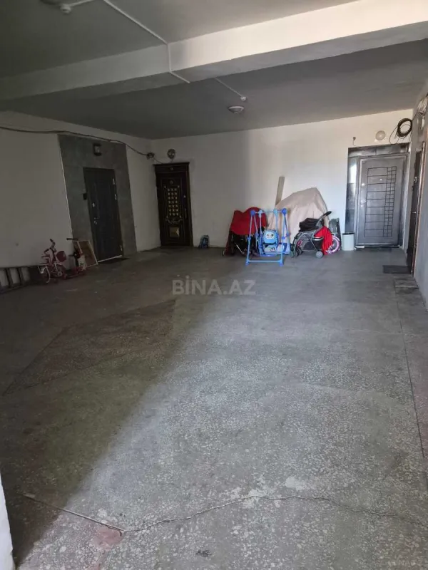 Satılır 2 otaqlı mənzil 81 m²