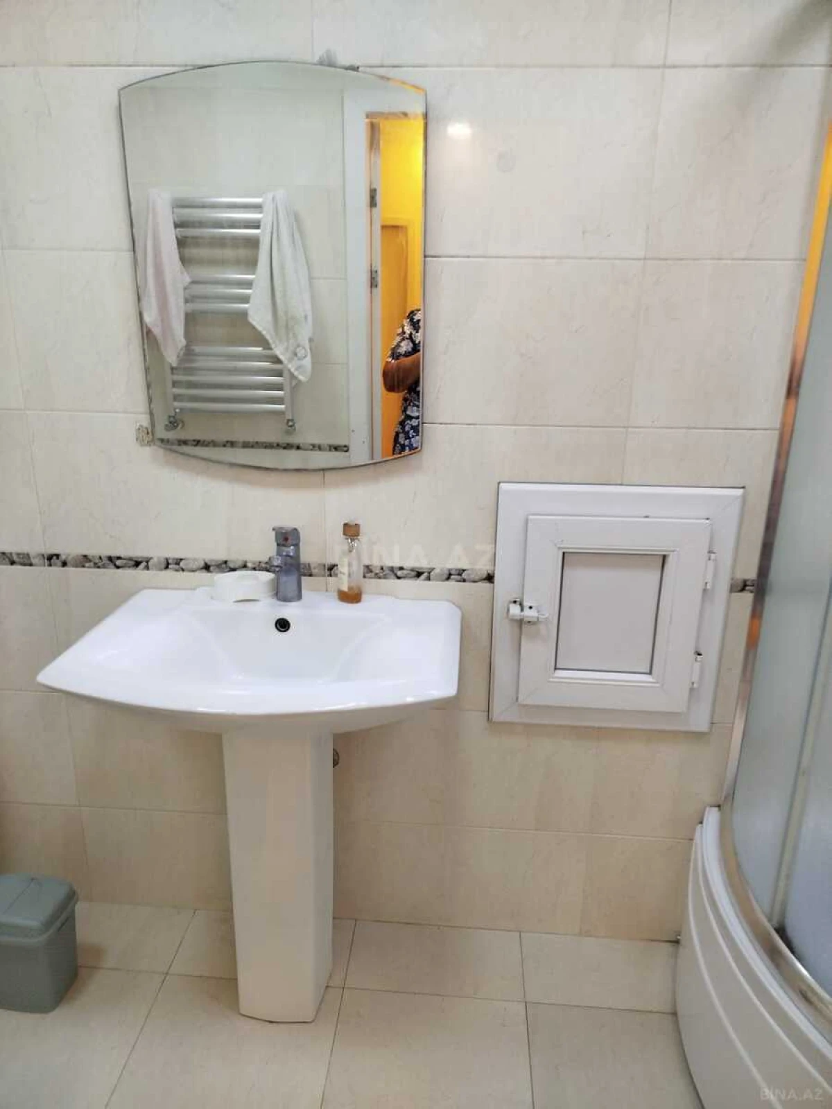 Satılır 2 otaqlı mənzil 81 m²