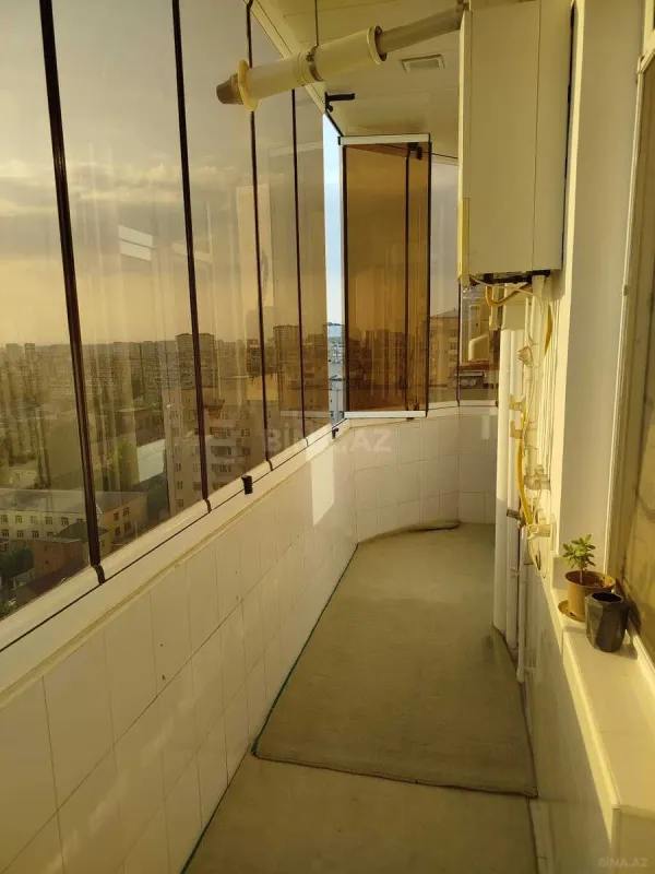 Satılır 2 otaqlı mənzil 81 m²