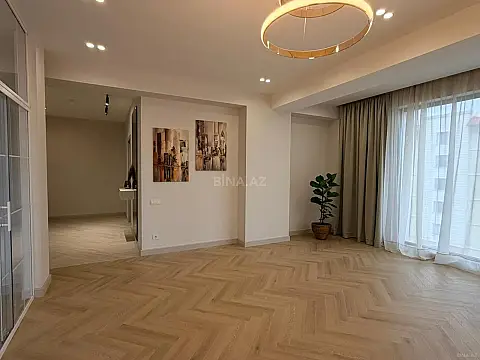 Satılır 2 otaqlı mənzil 80 m²