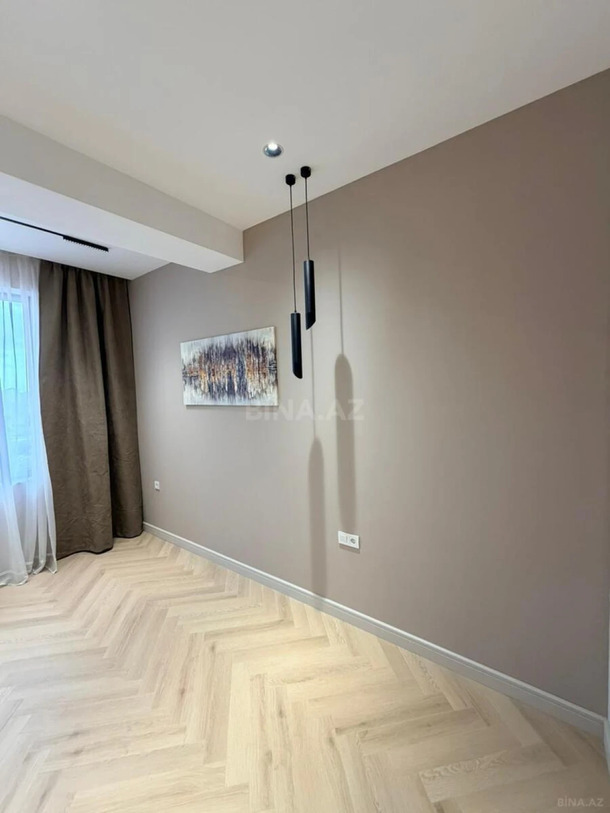Satılır 2 otaqlı mənzil 80 m²