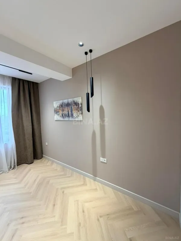 Satılır 2 otaqlı mənzil 80 m²