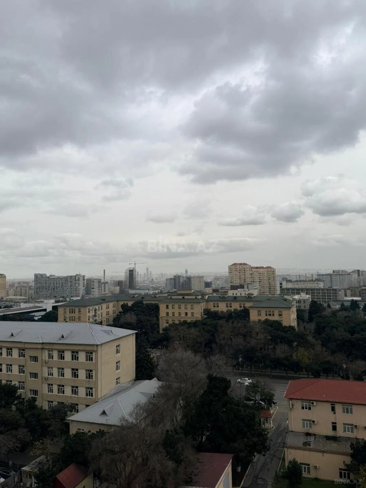 Satılır 2 otaqlı mənzil 80 m²