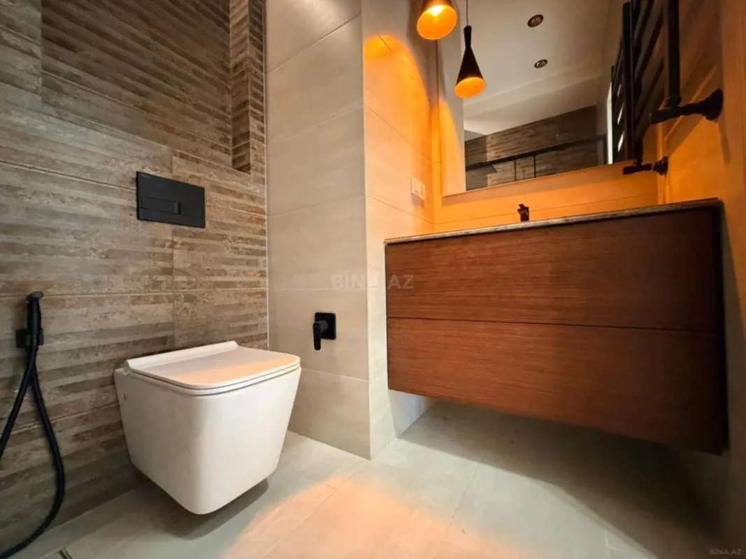 Satılır 2 otaqlı mənzil 80 m²