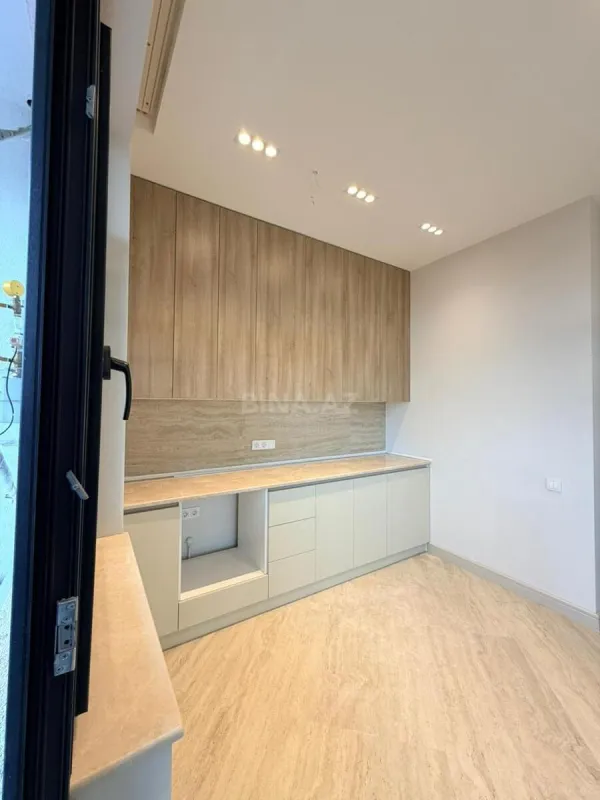 Satılır 2 otaqlı mənzil 80 m²