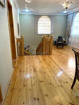 Satılır 5 otaqlı həyət evi 200 m²