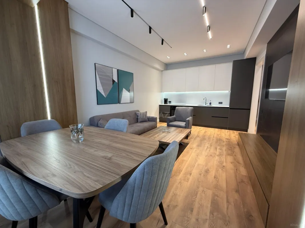 Kirayə verilir 2 otaqlı mənzil 67 m²