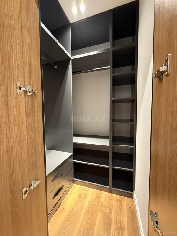 Kirayə verilir 2 otaqlı mənzil 67 m²