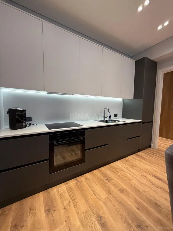 Kirayə verilir 2 otaqlı mənzil 67 m²