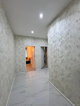 Satılır 2 otaqlı mənzil 67 m²