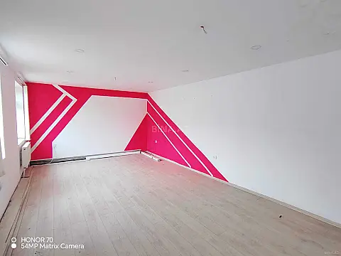 Kirayə verilir 10 otaqlı ofis 400 m²