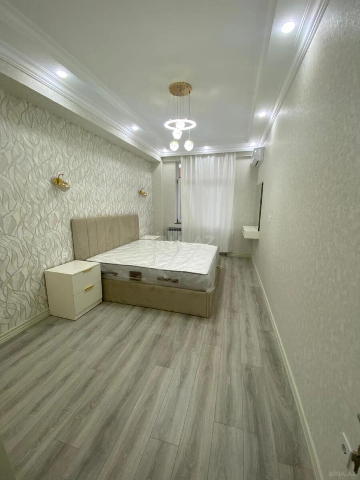 Kirayə verilir 2 otaqlı mənzil 100 m²