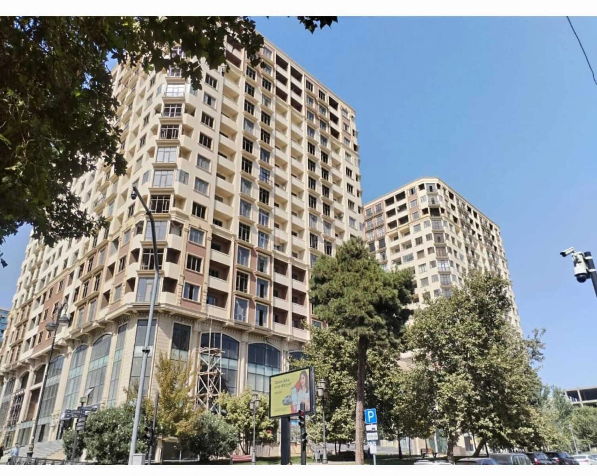 Satılır 3 otaqlı mənzil 164.4 m²