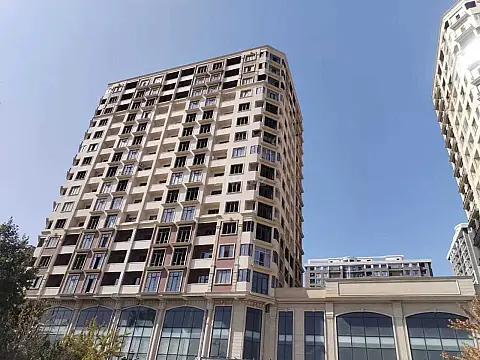 Satılır 3 otaqlı mənzil 164.4 m²