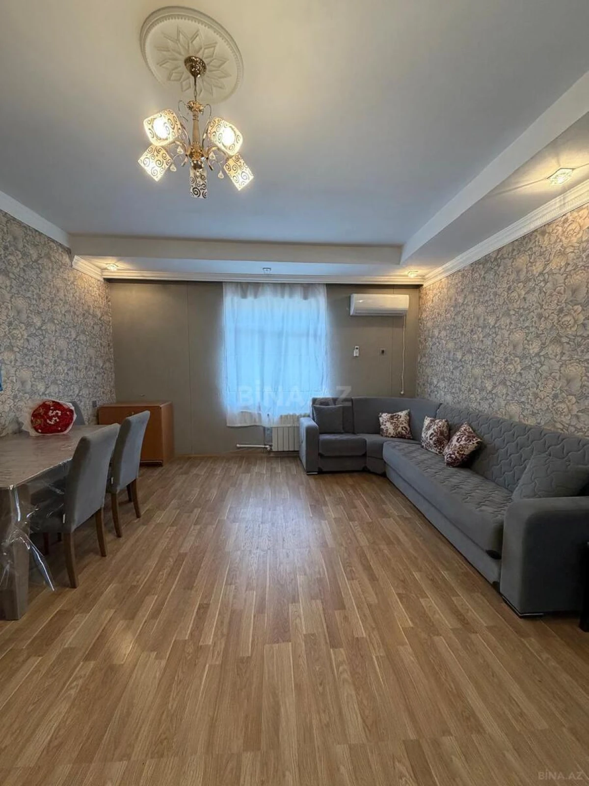 Satılır 2 otaqlı mənzil 57 m²
