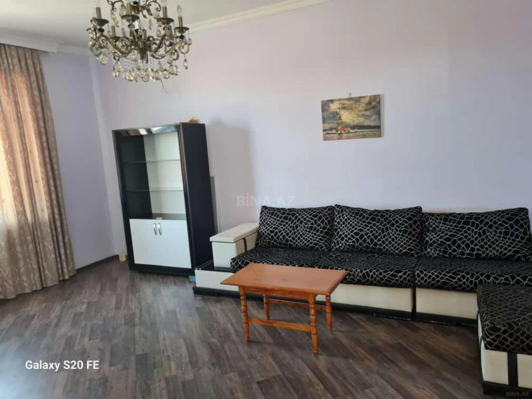 Satılır obyekt 180 m²