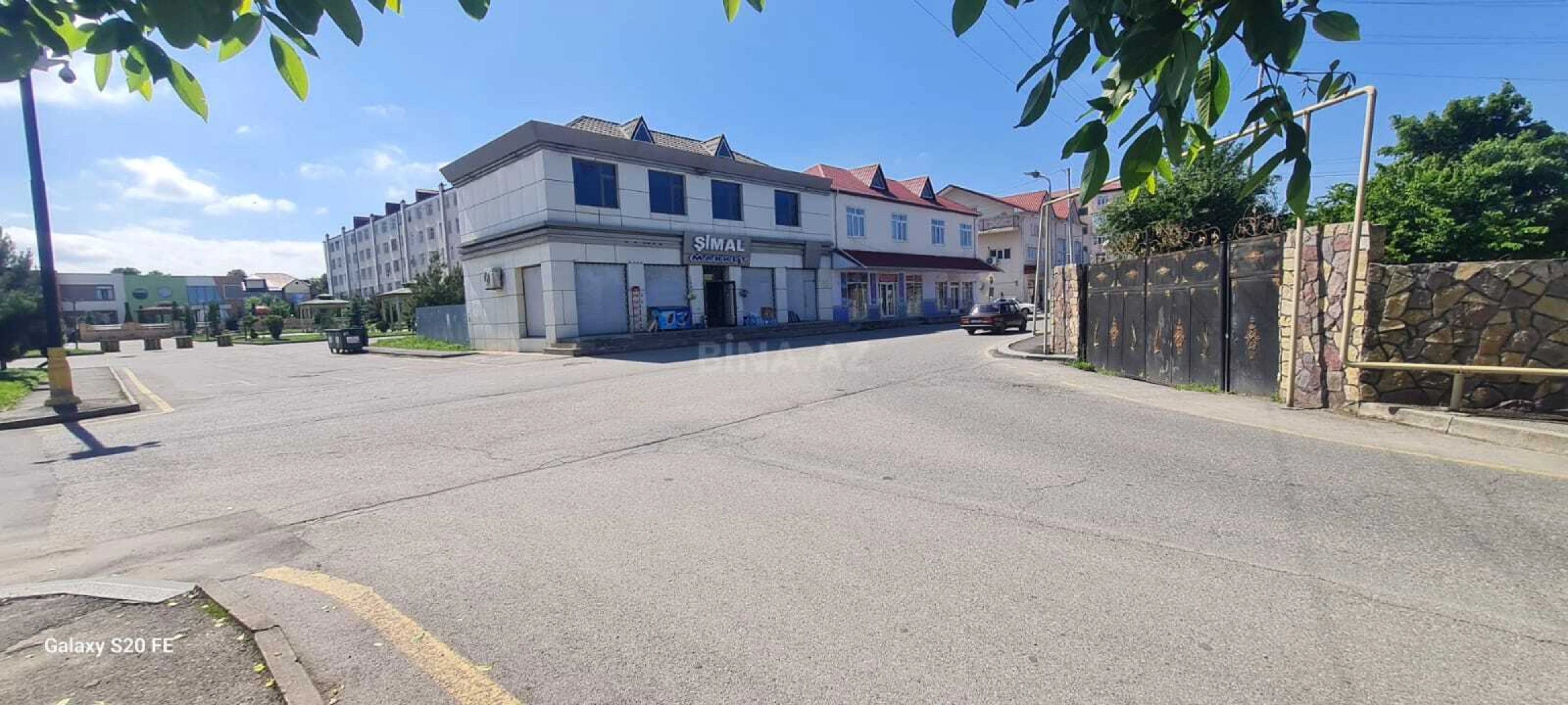 Satılır obyekt 180 m²